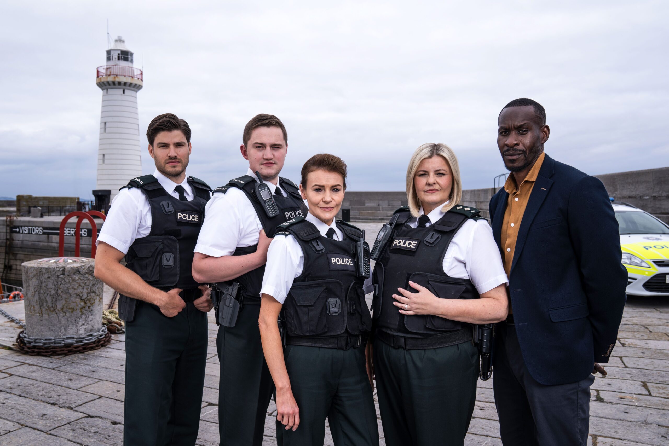 Donal (CAMERON CUFFE), Ryan (FINNIAN GARBUTT), Marlene (KERRI QUINN), Eve (TARA-LYNNE O’NEILL), Luke (MARCUS ONILUDE) in Hope Street (Season 5)